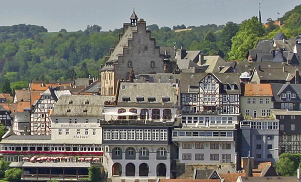 Marburgs Stadtbild ist geprägt von Baudenkmälern Sternbald-Foto Hartwig Bambey