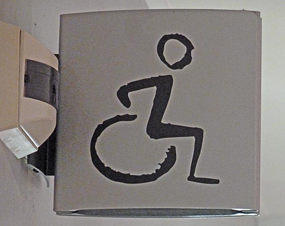 dbaz1031_0397 Hinweisschild Behinderte