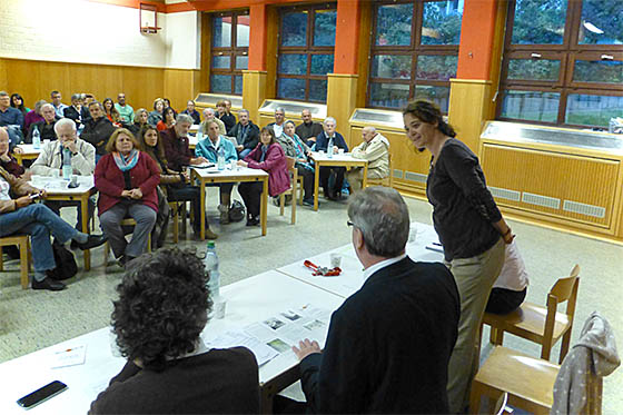 dbau0924_0013 Begrüssung Infoabend