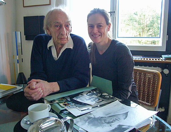 Prof. Helmut Spieker, Urheber und Entwickler des Marburger Bausystems, und Prof. Silke Langenberg.