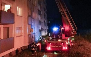 Brand Sudetenstraße.13.06.2016.Feuerwehr Marburg 5