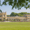 Gastronomische Angebote auf der Außenterrasse der Orangerie in Kassel