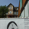 „Was in unserer Gesellschaft als wertvoll erachtet wird“ – Ausstellung von Selina Schwank mit Corona-Handicaps