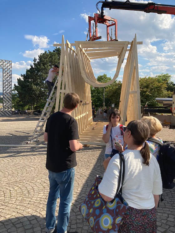 Neues Kunstwerk zur Documenta auf dem Friedrichsplatz